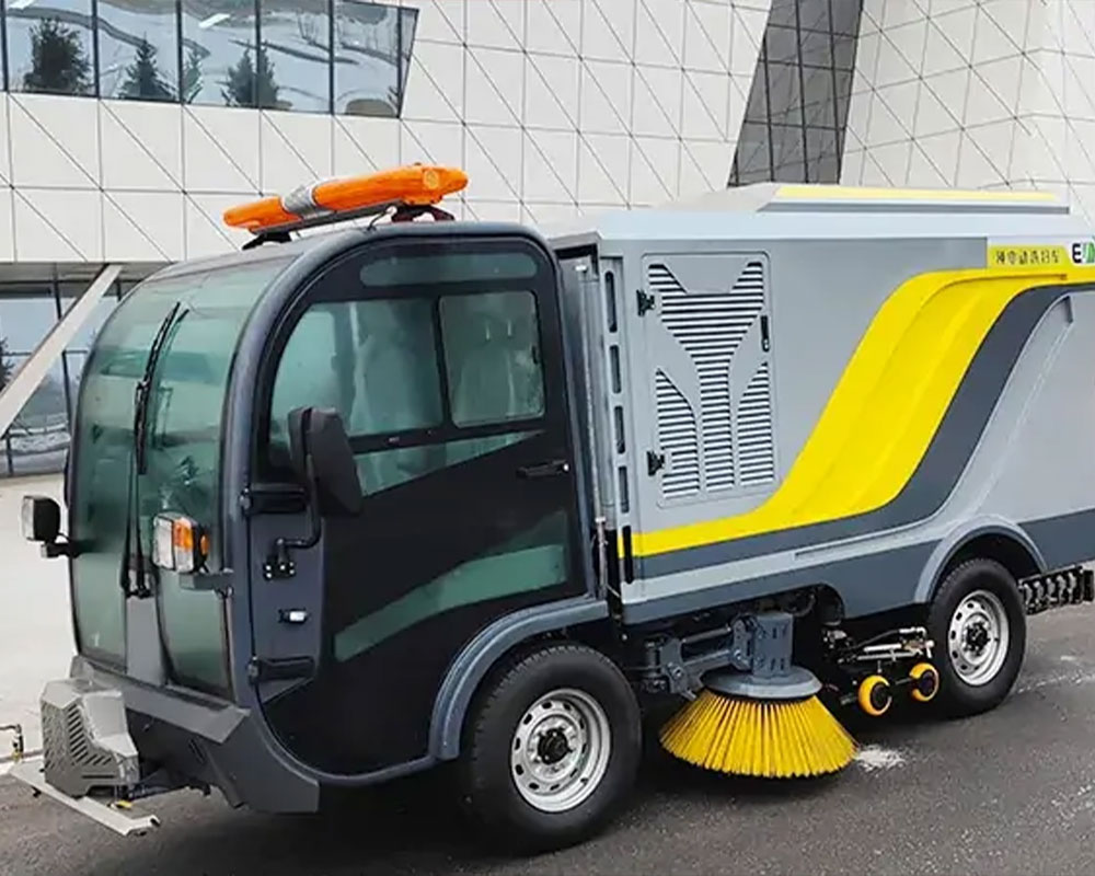 Electric Road Sweeper Entered Yili Factory