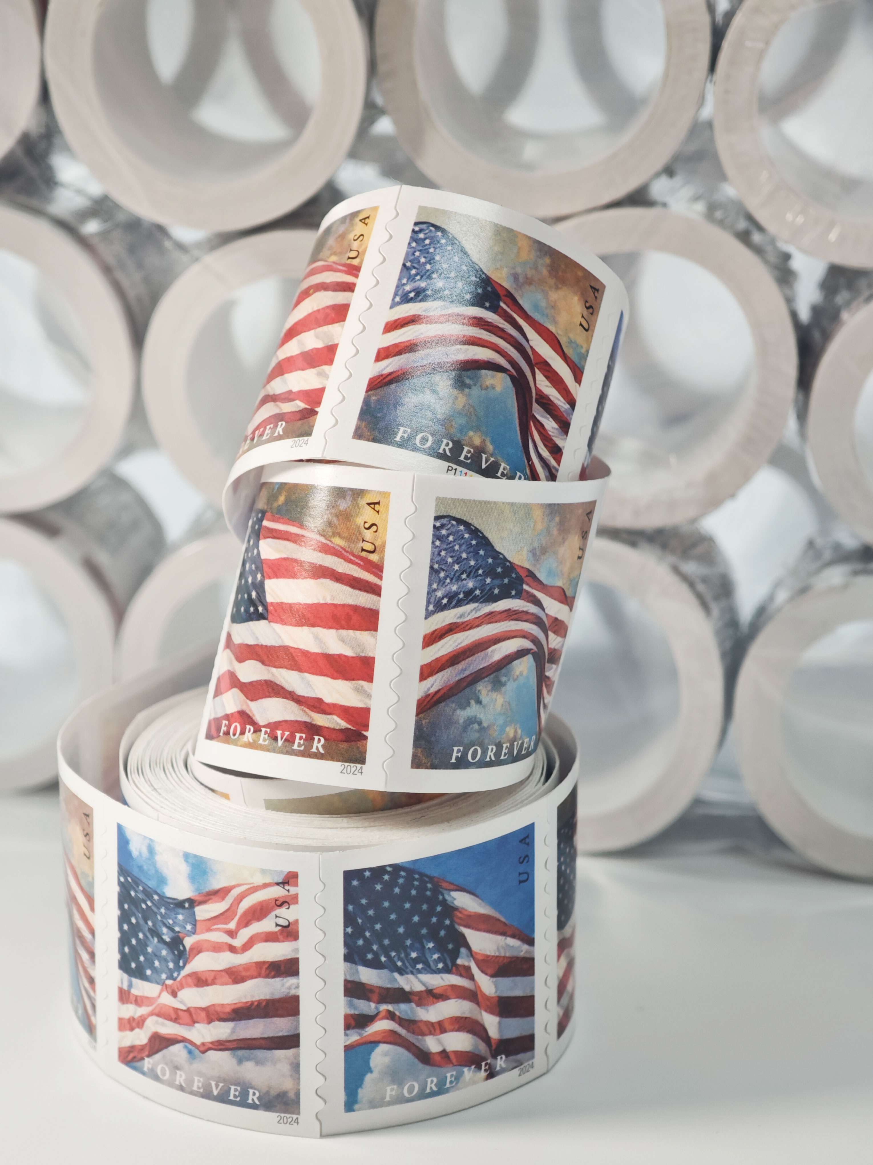 Big Sales! 3 U.S. Flag Stamps,3 Rolls/300 Pcs