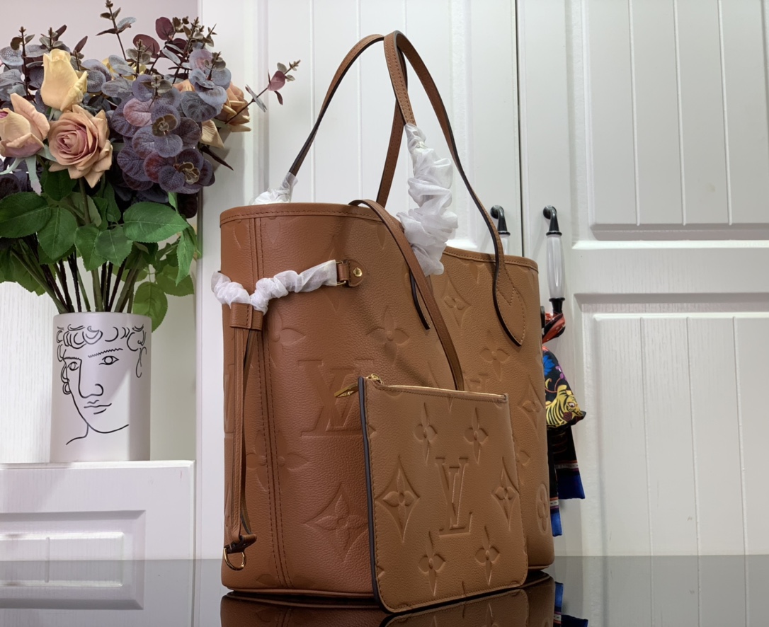 LV M45685