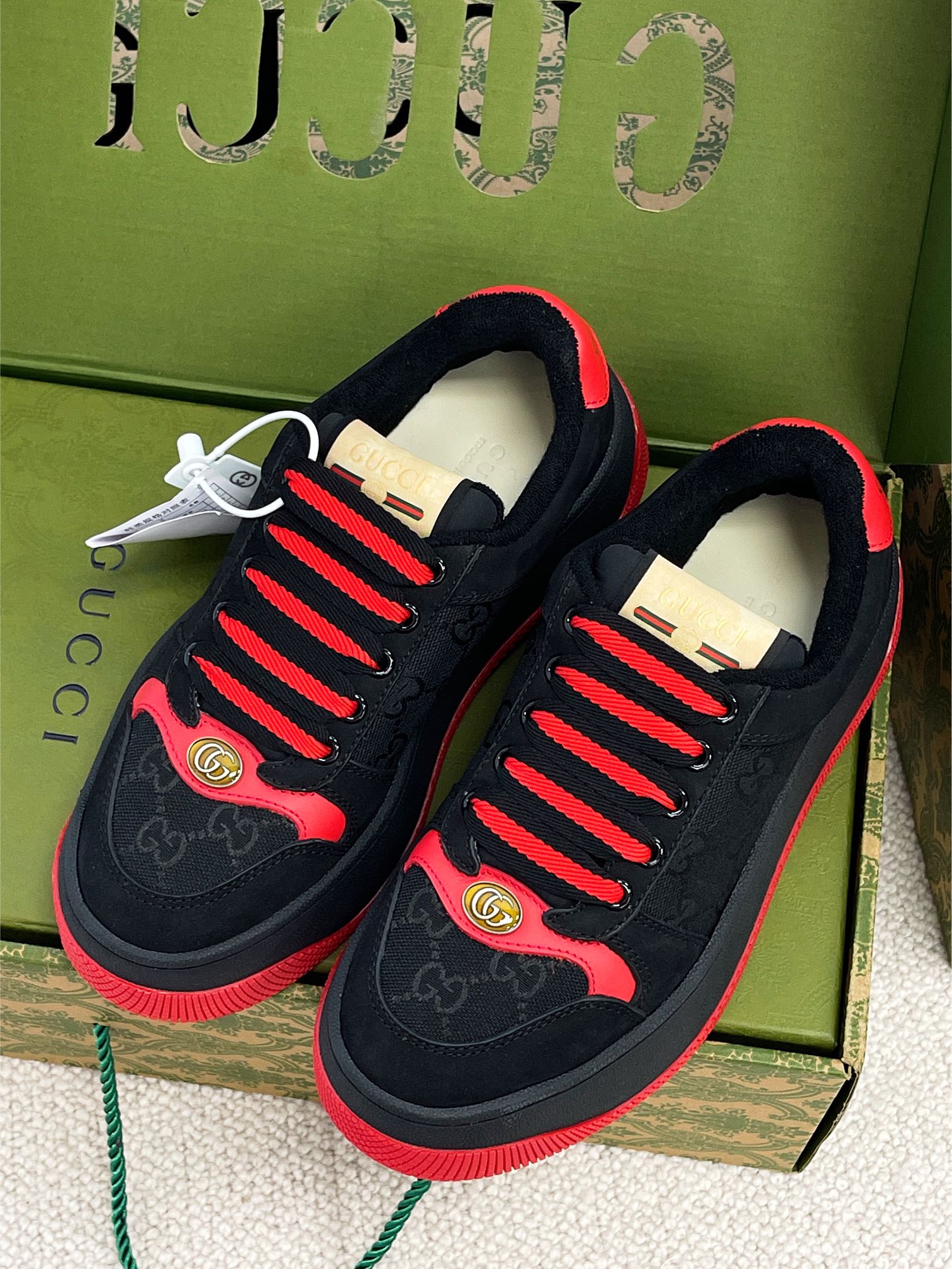 GUCCI