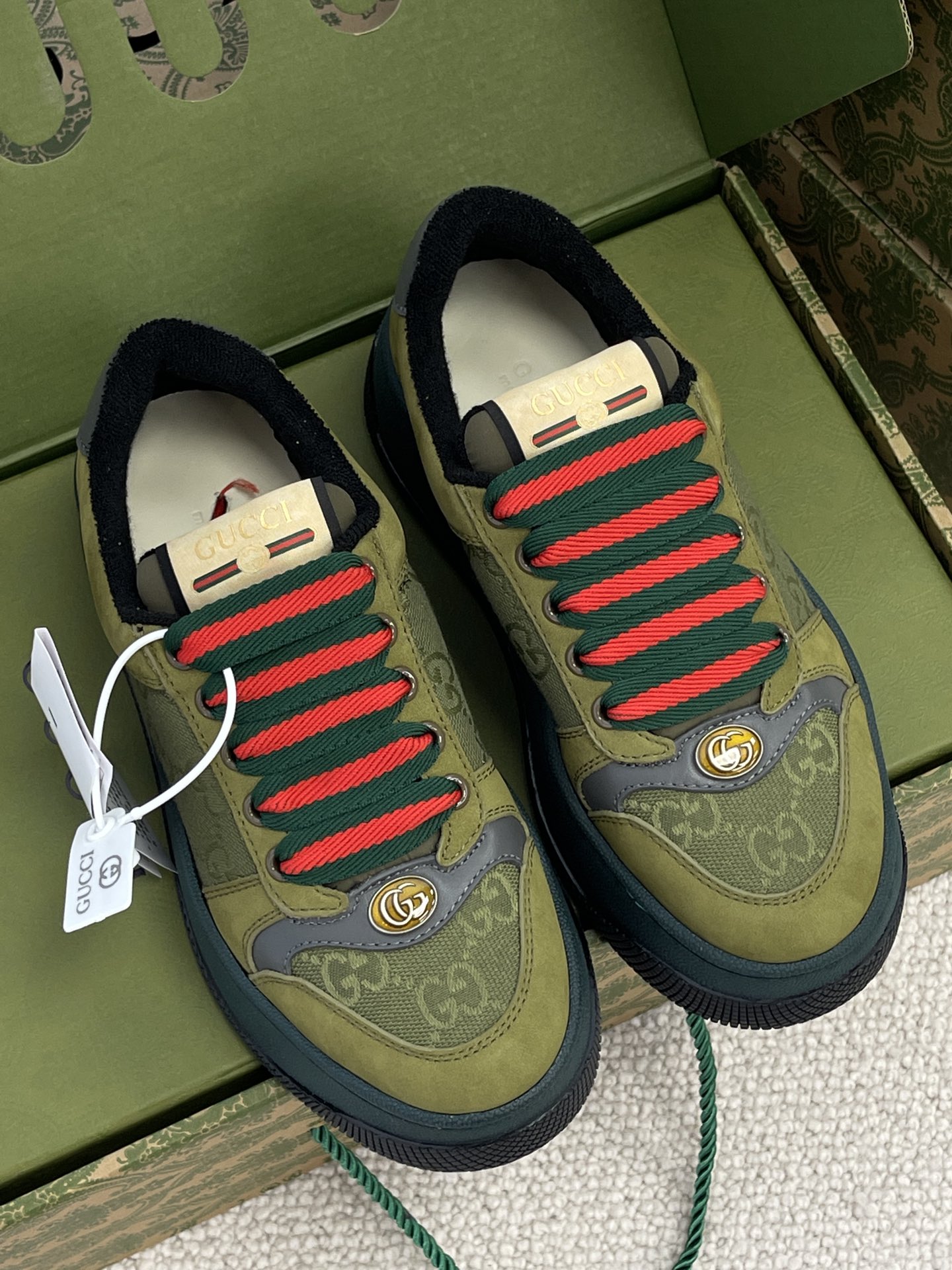 GUCCI