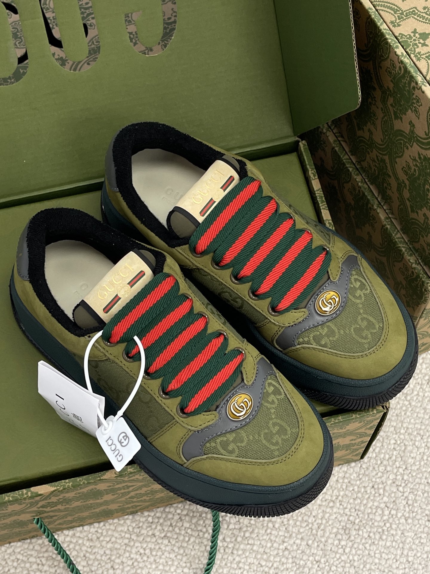 GUCCI