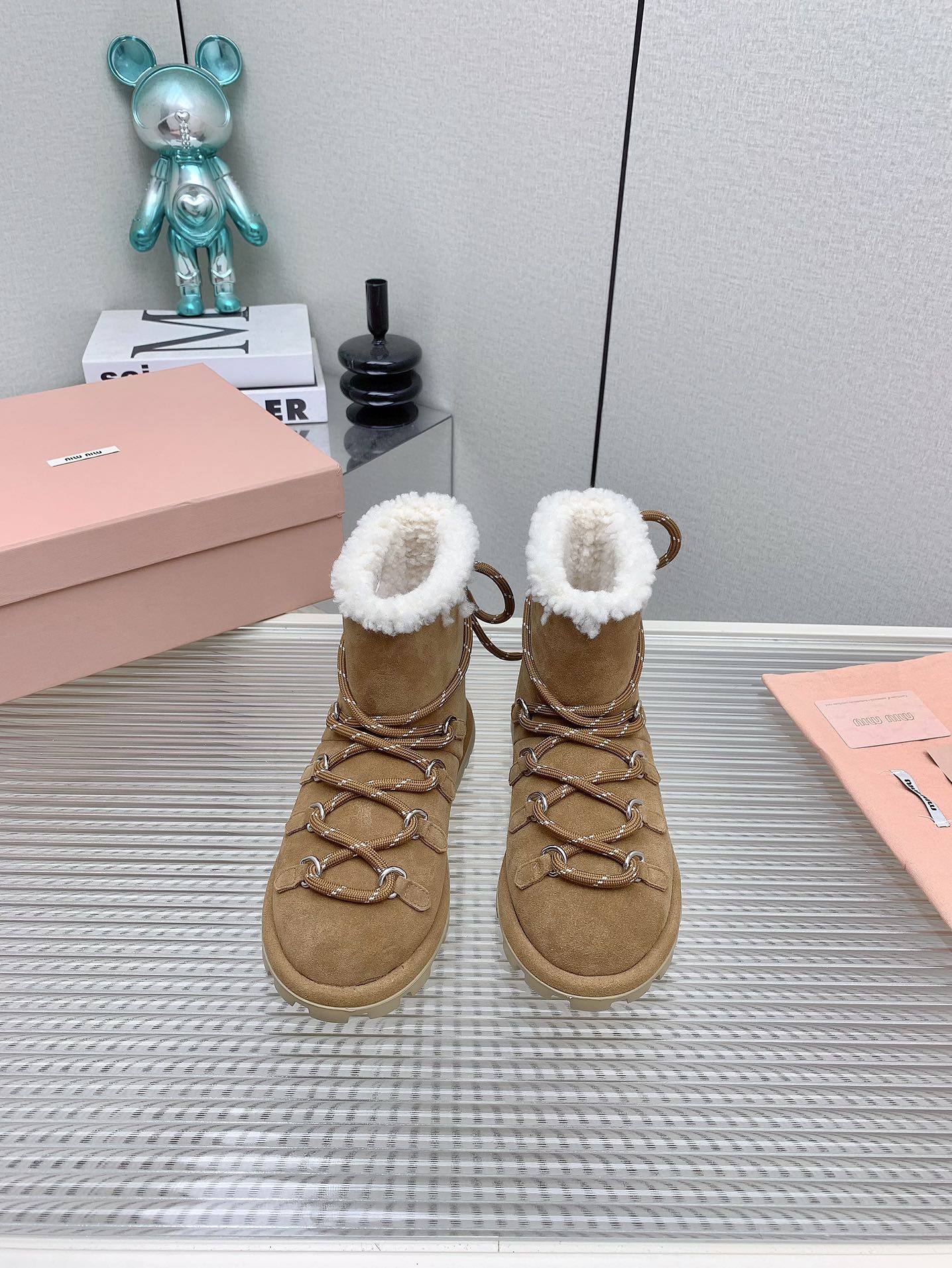 MIUMIU