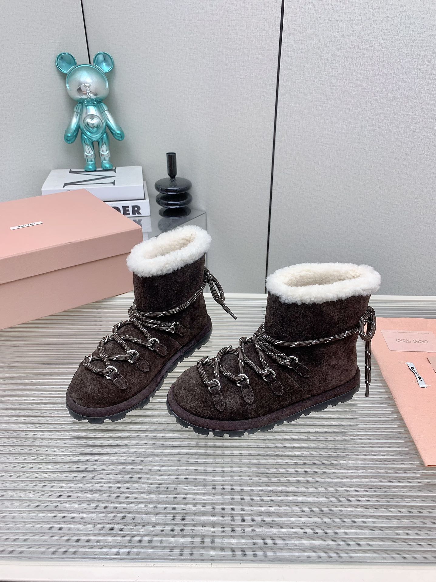 MIUMIU
