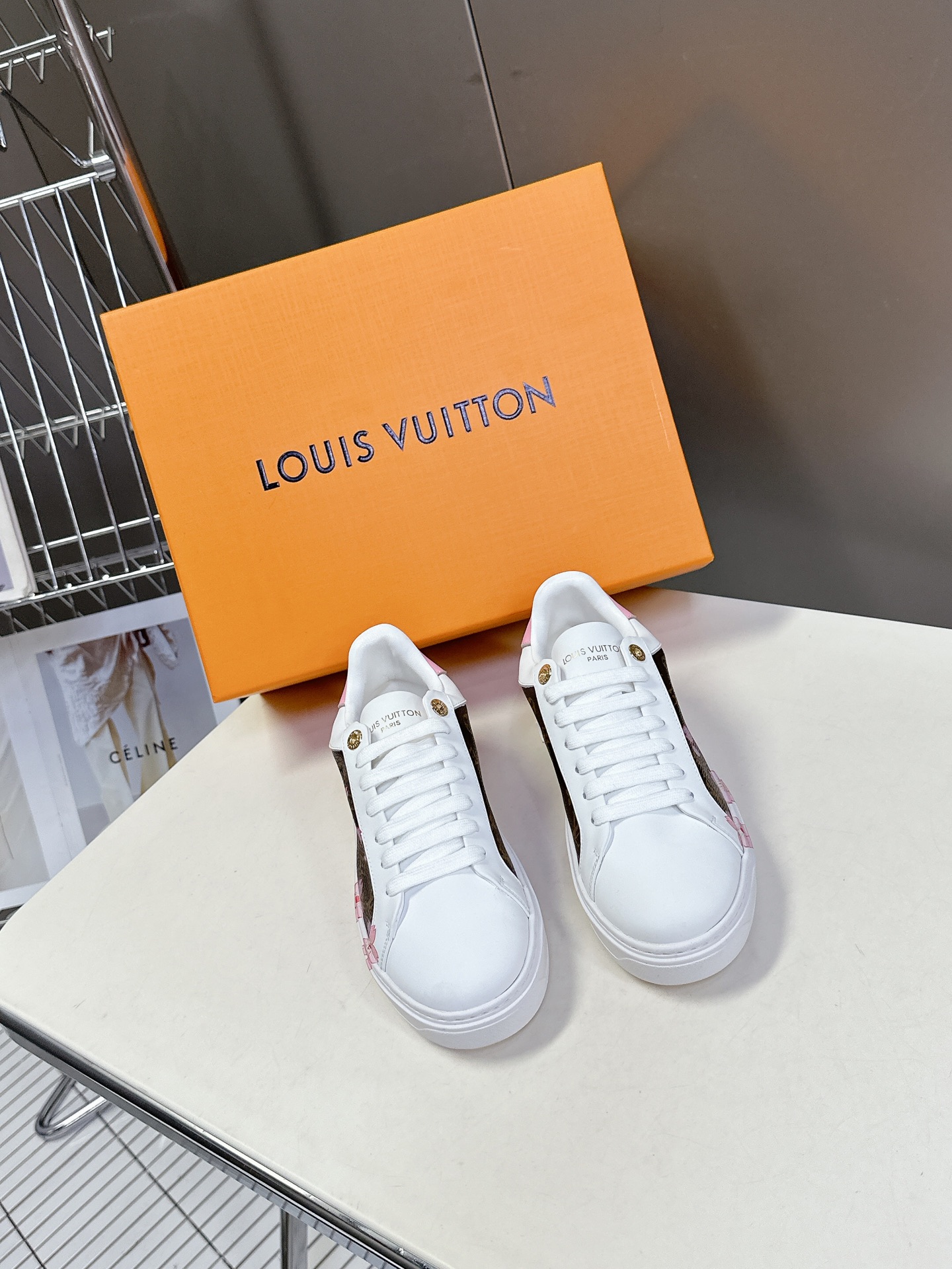 Louis vuitton