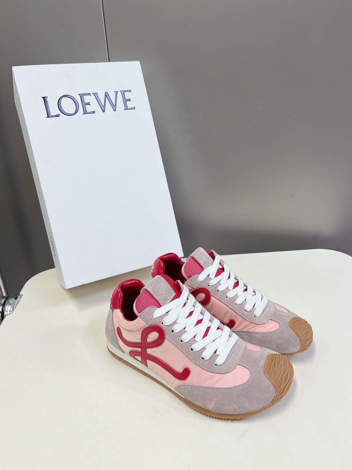 LOEW.E