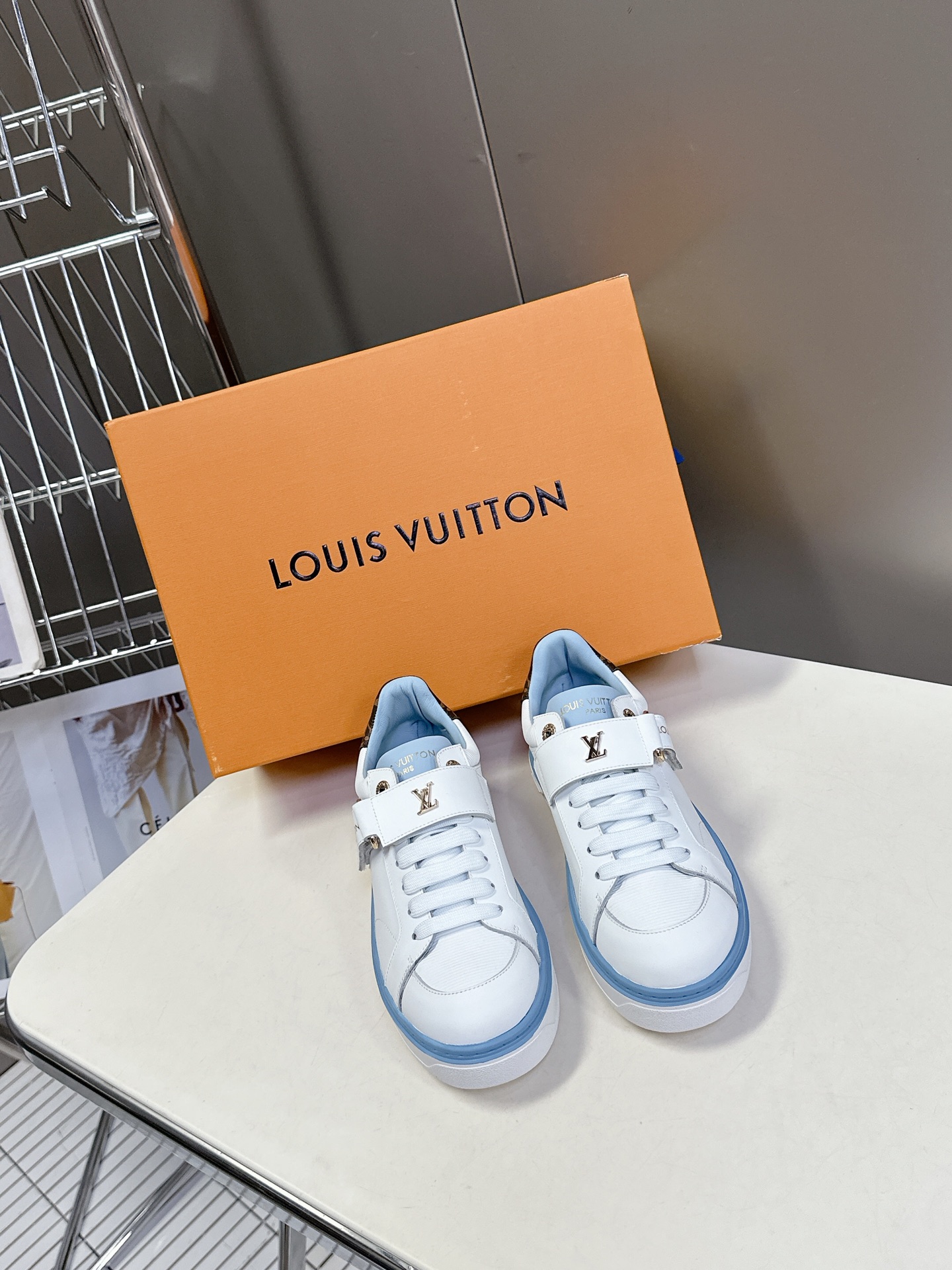 Louis vuitton