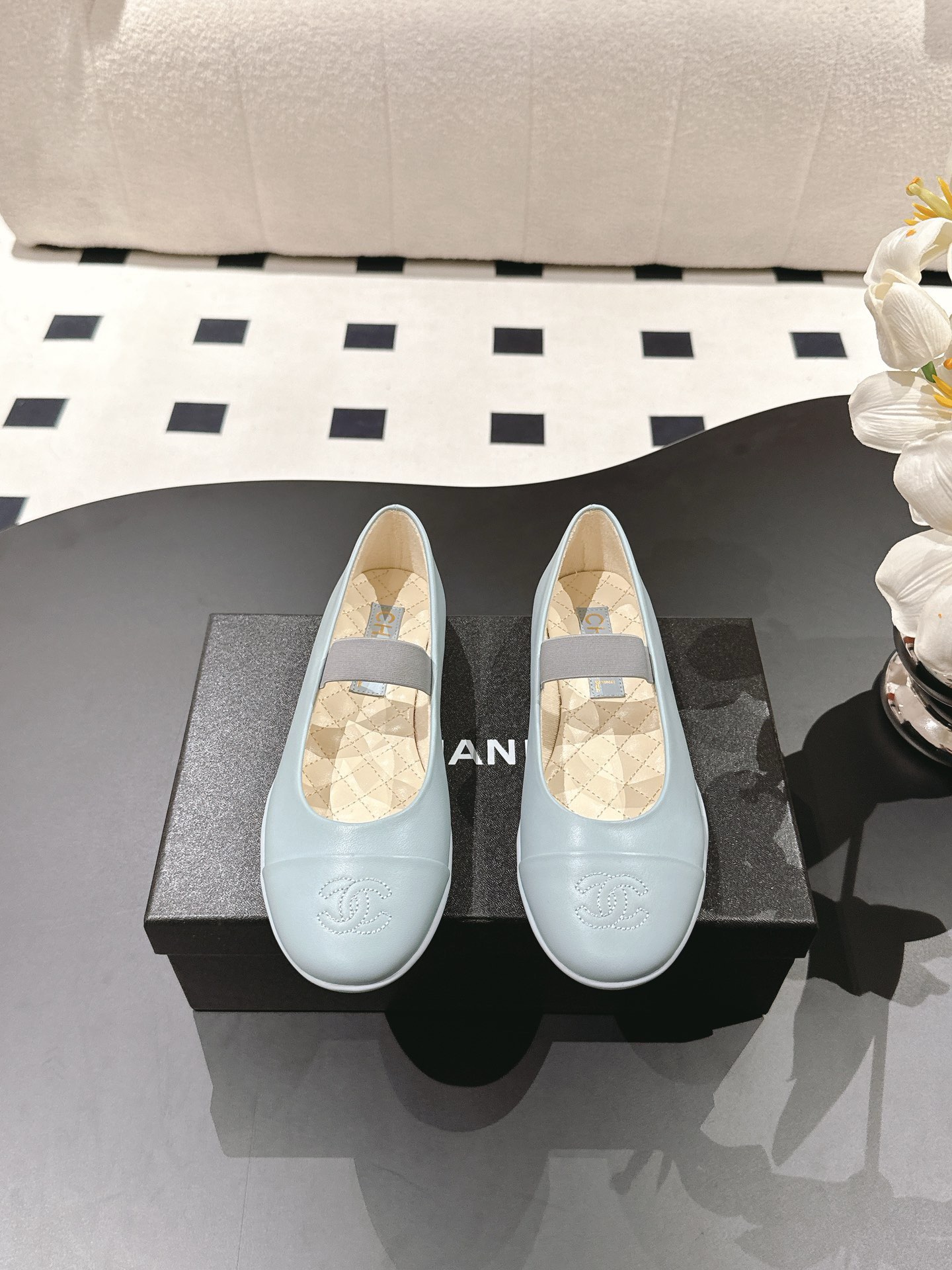 CHANEL