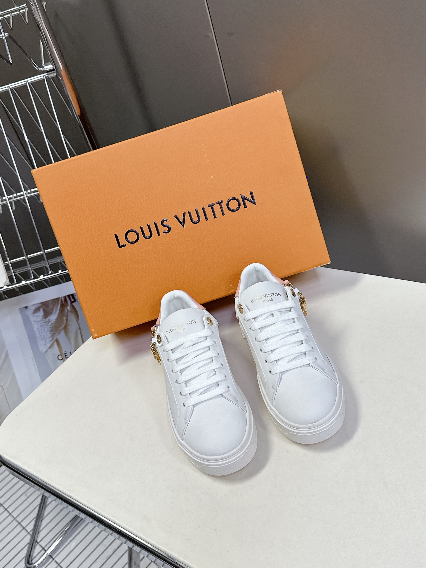 Louis vuitton