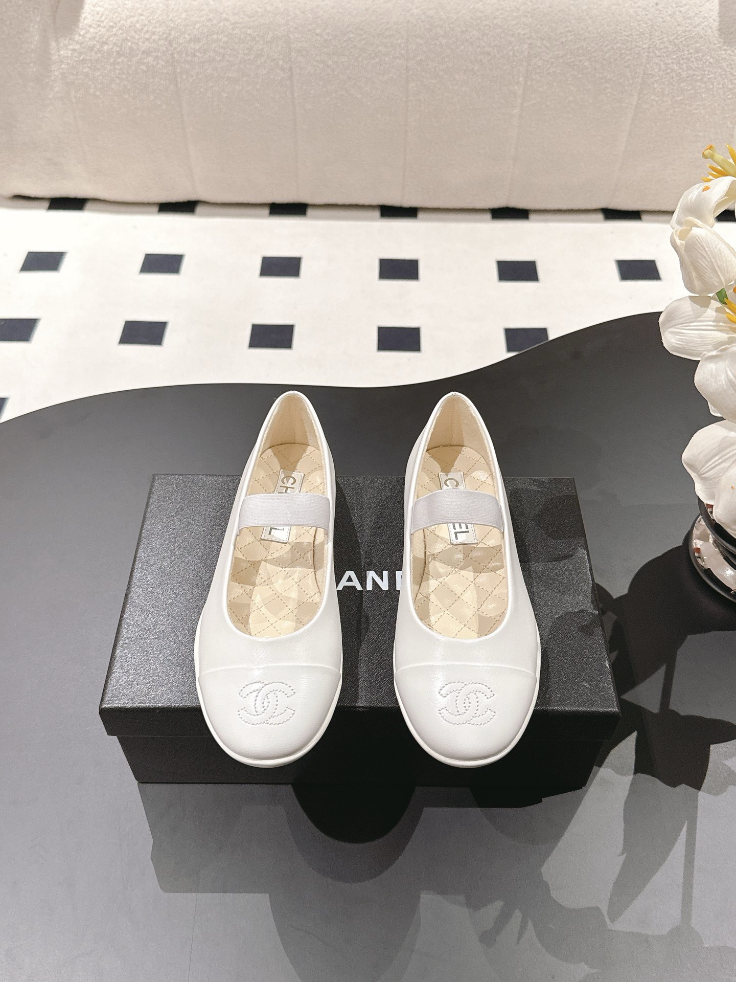 CHANEL