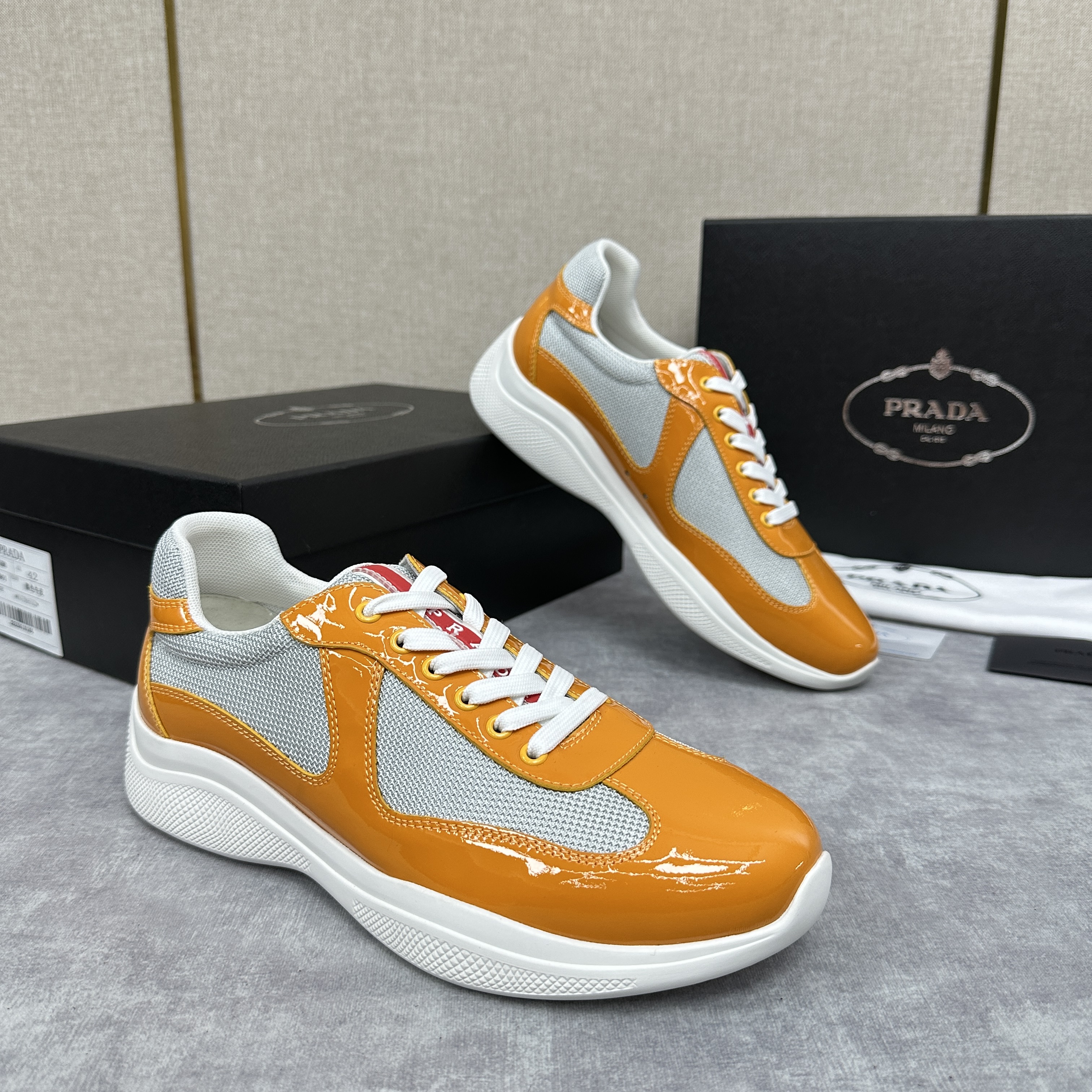 PRADA