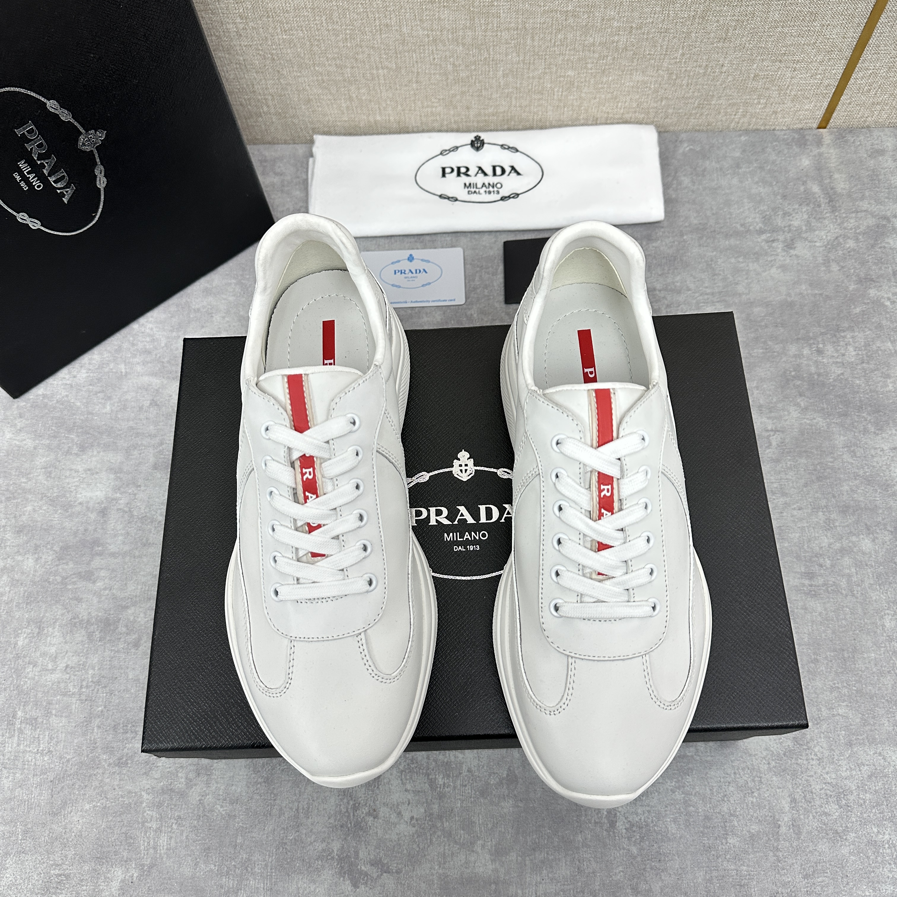 PRADA