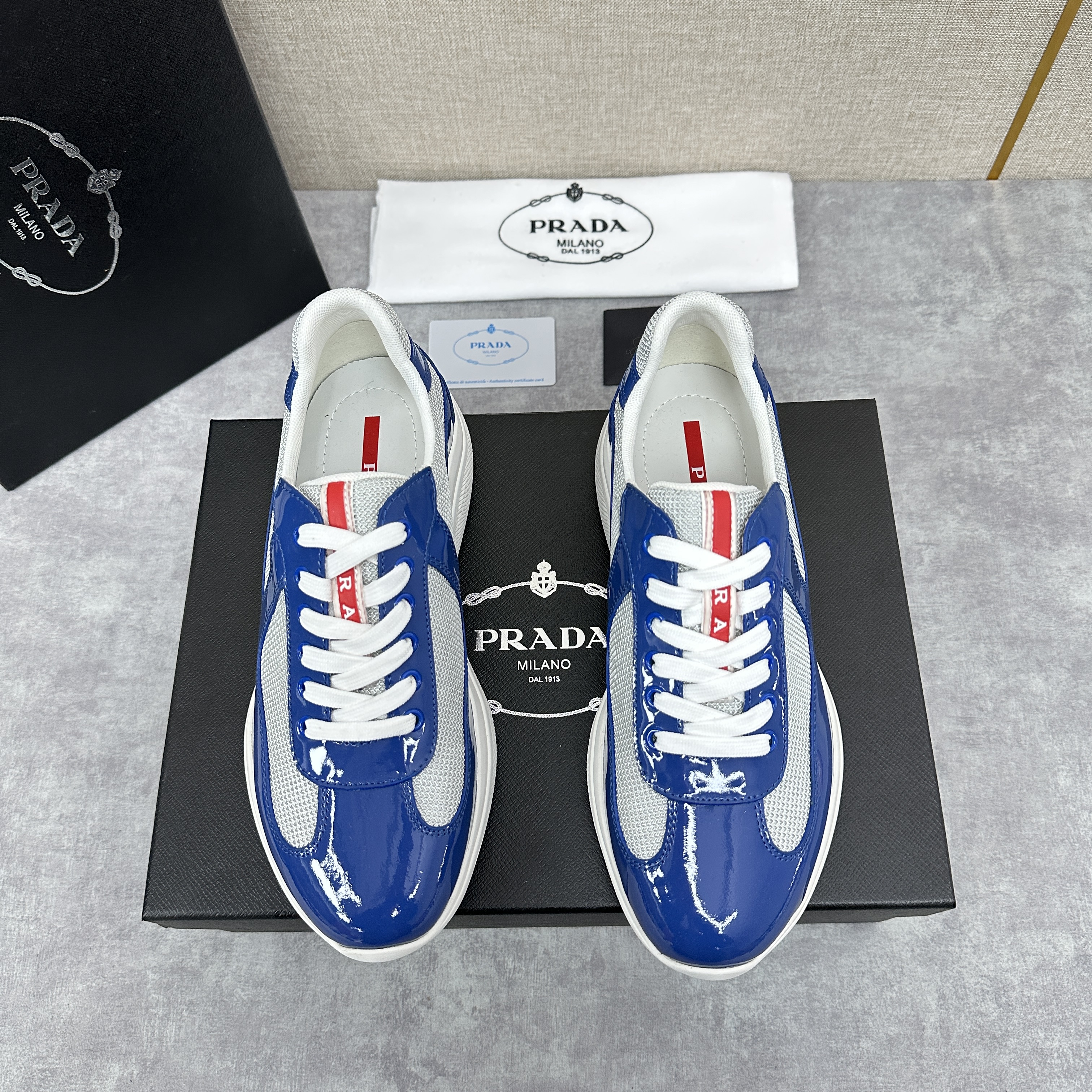 PRADA