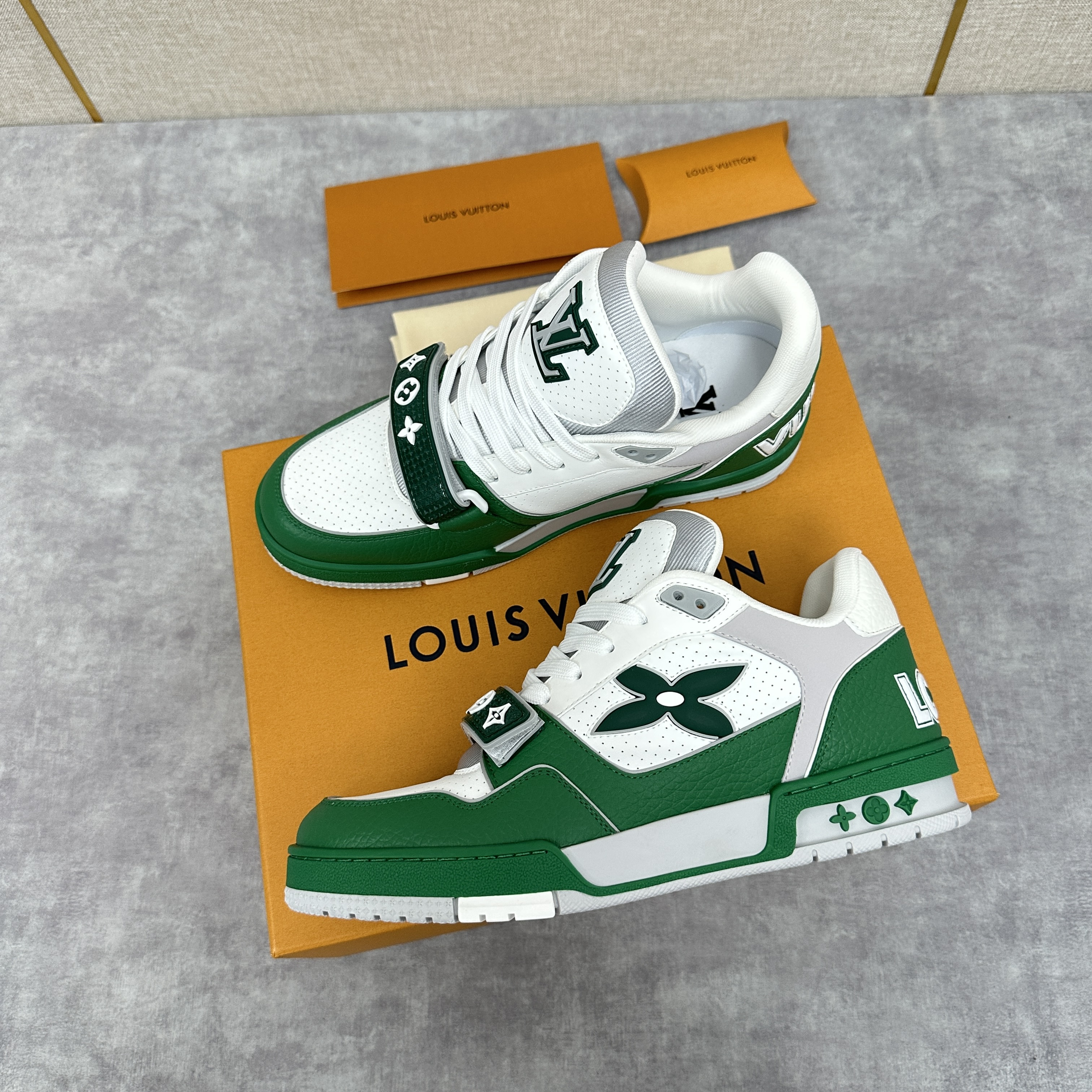 Louis vuitton
