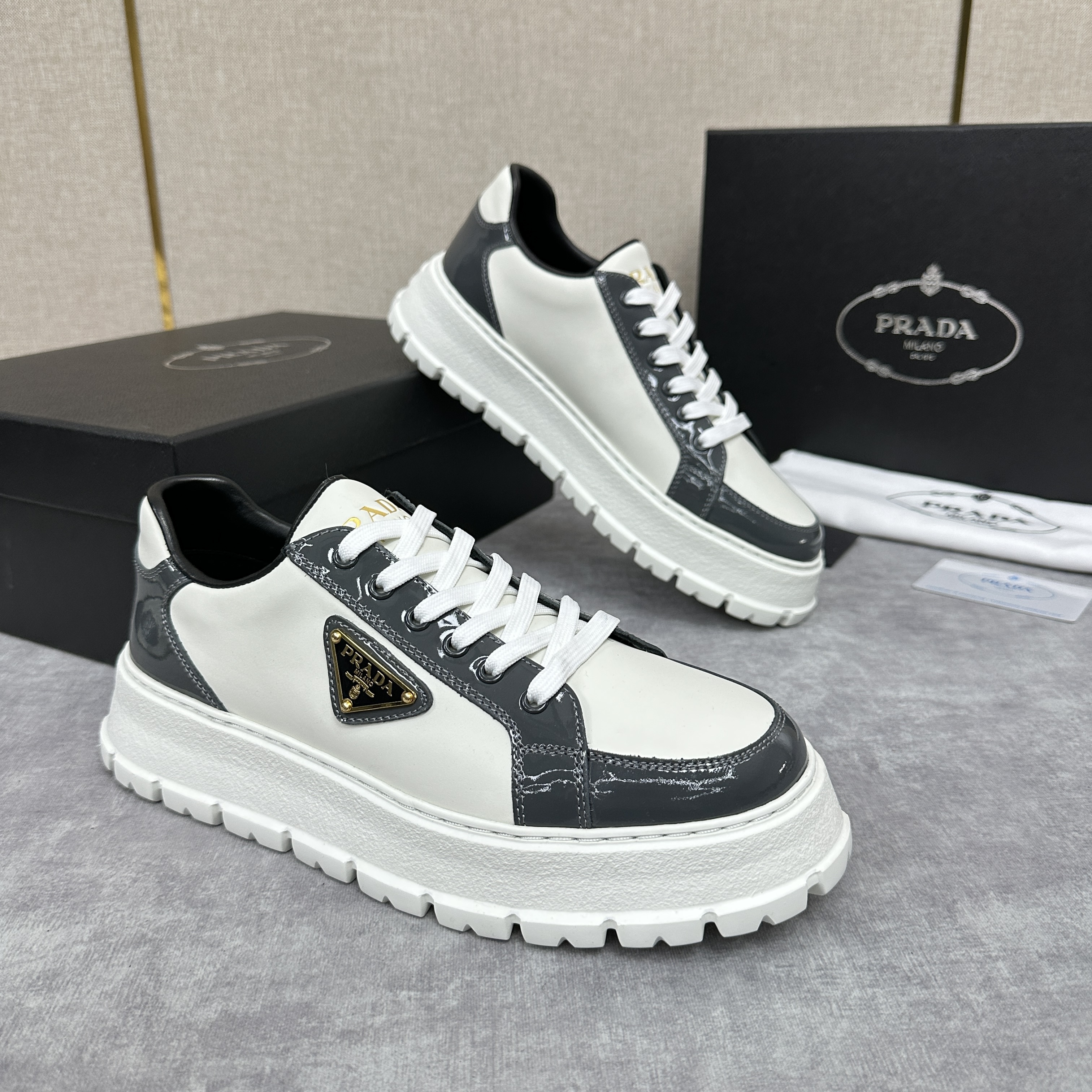 PRADA