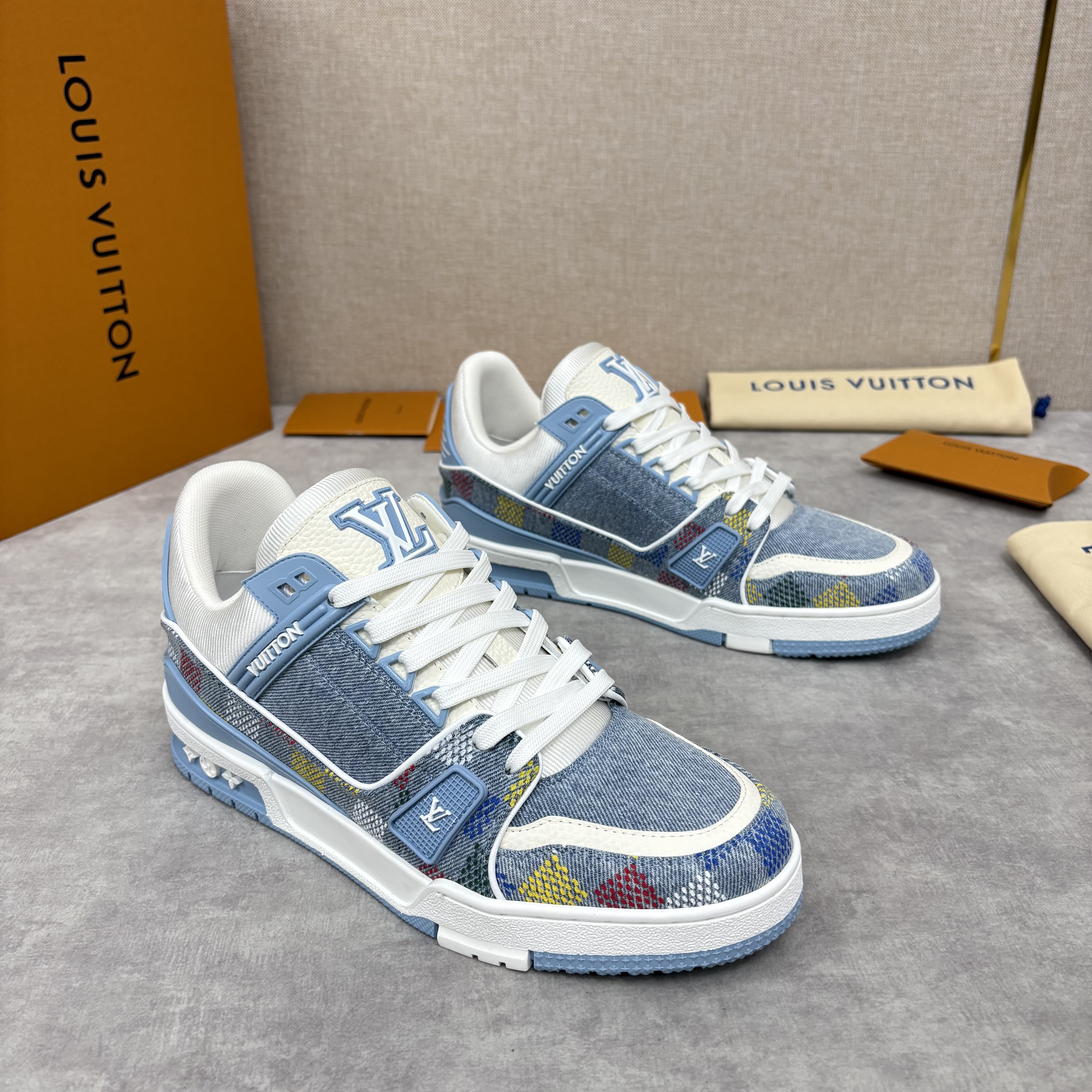 Louis vuitton
