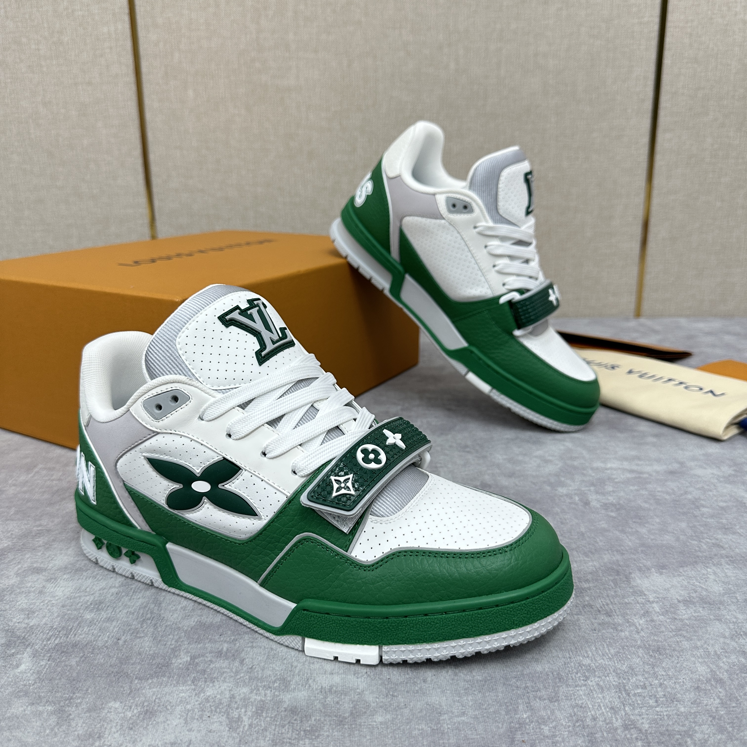 Louis vuitton