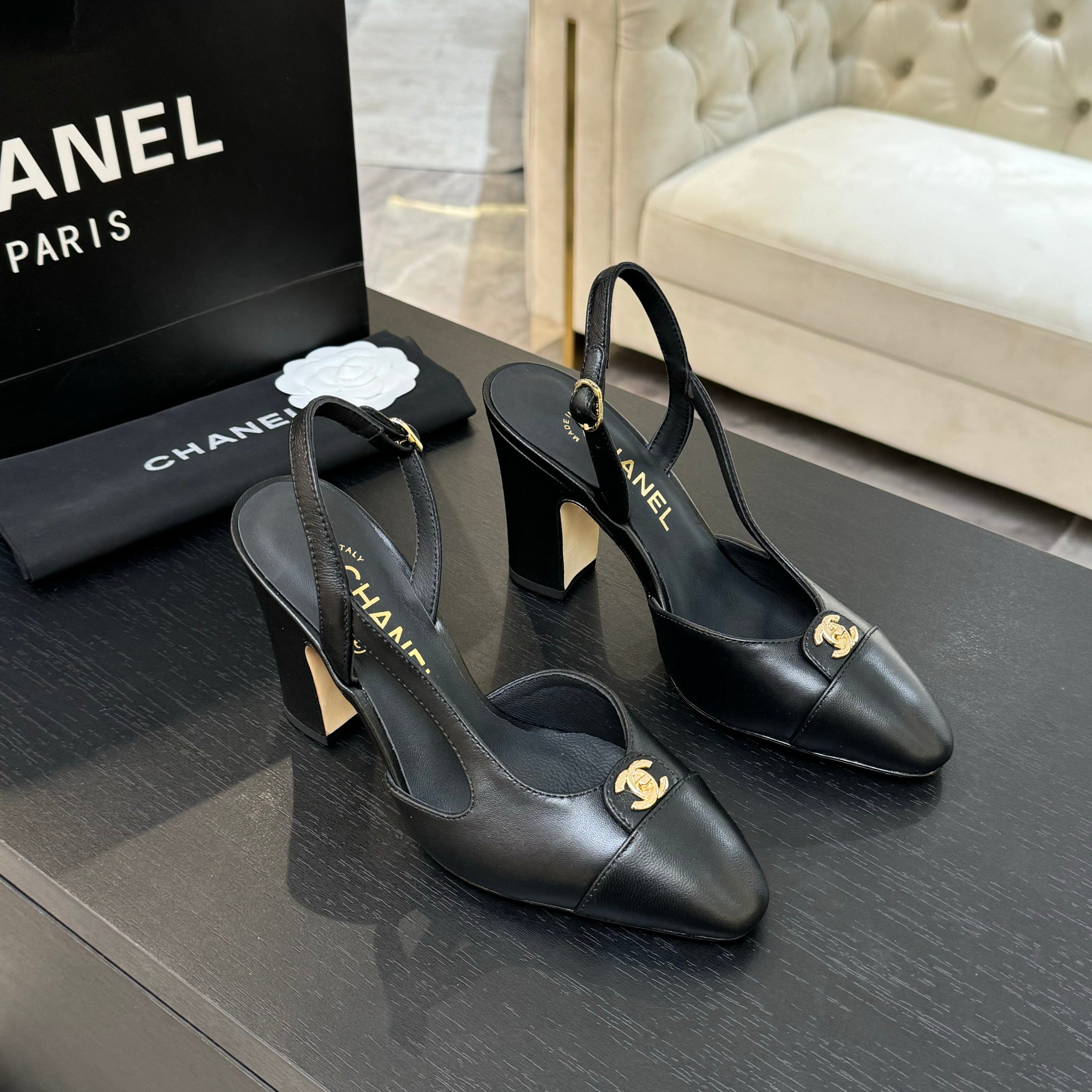 CHANEL
