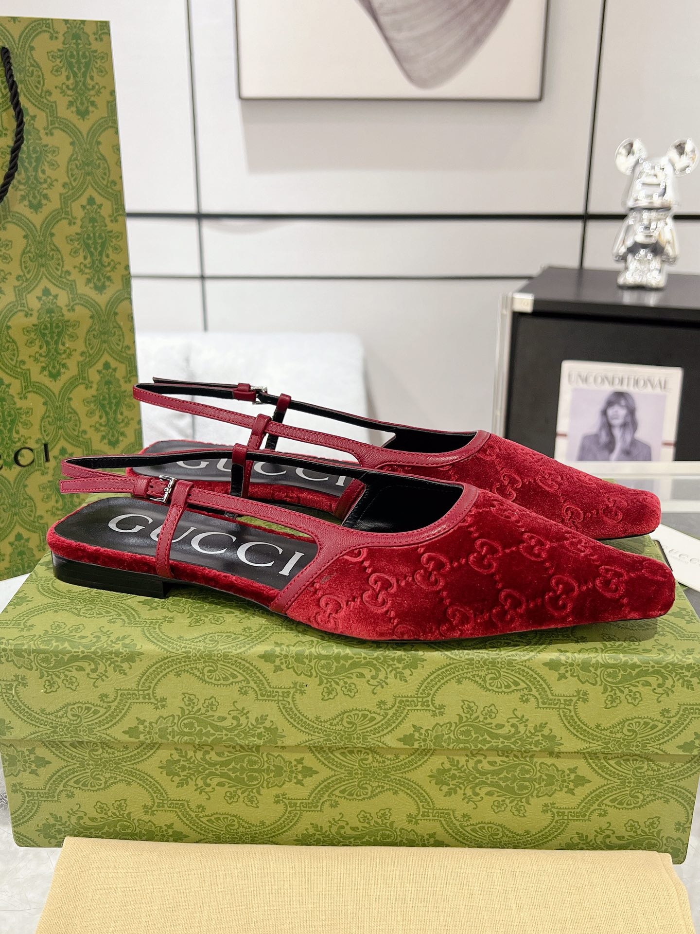 GUCCI