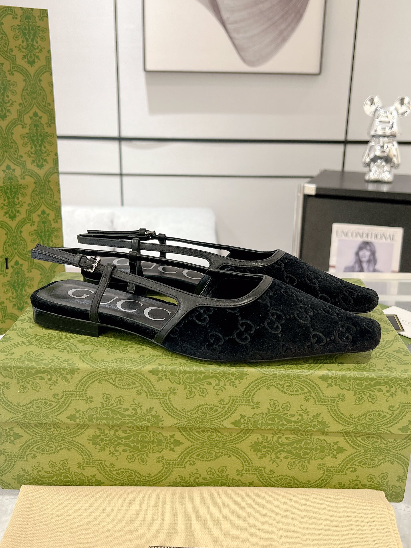 GUCCI