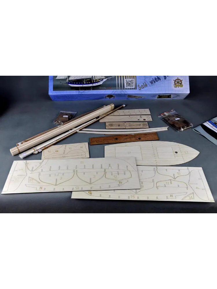Spray Boston sailboat Scale 1/30 666 mm Wood model ship kit