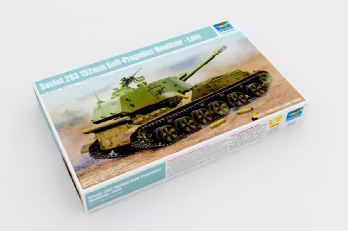 Trumpeter 1/35 Soviet 2S3 152MM SP Howitzer Late Plastic Model Kit 05567
