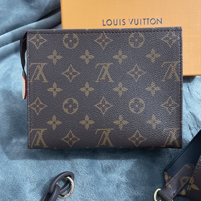 Replica Louis Vuitton Classic Monogram Pouch K01