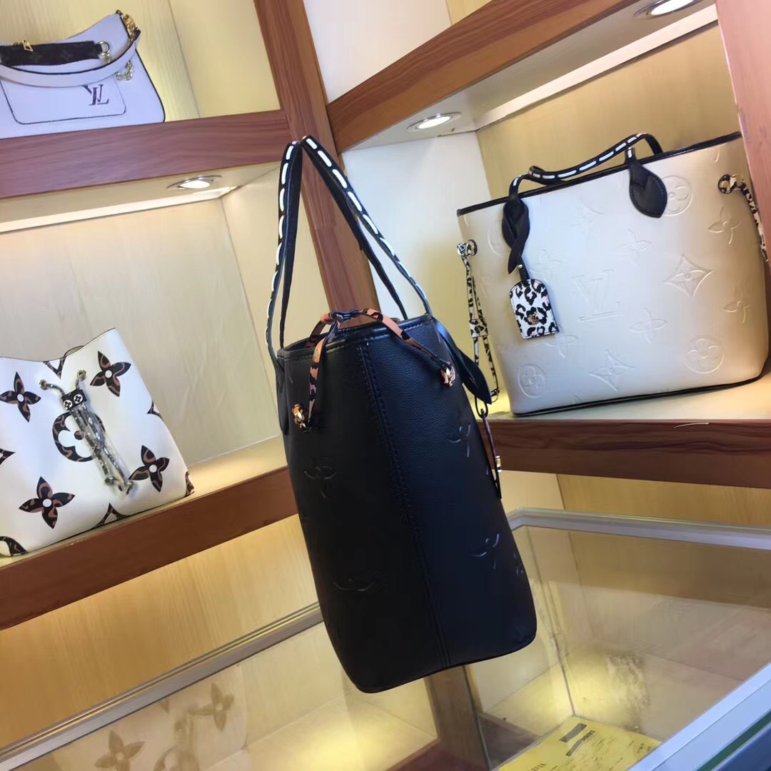 Replica Louis Vuitton Neverfull Mm Tote Black/White