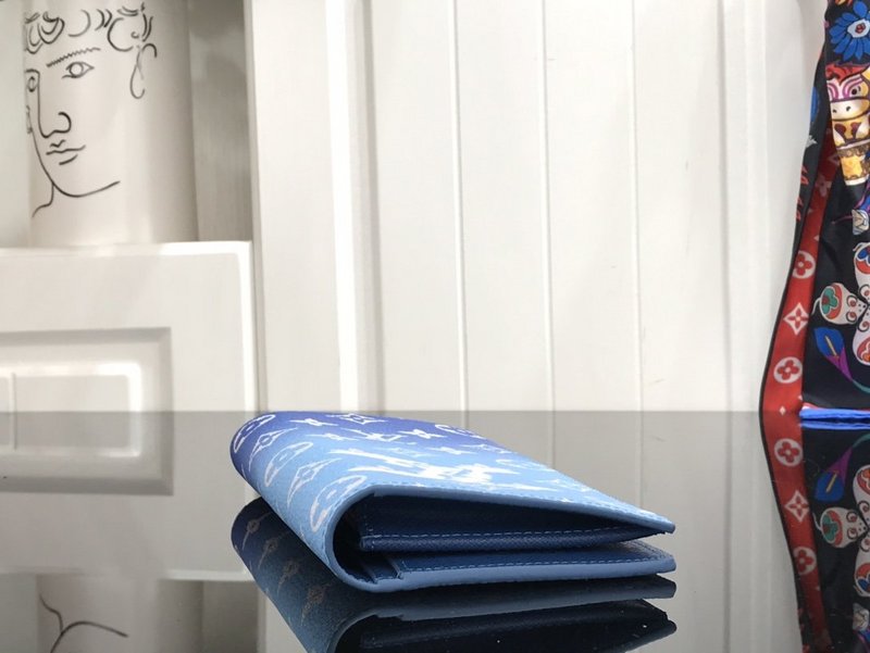 Replica Louis Vuitton Brazza Wallet Blue Sky