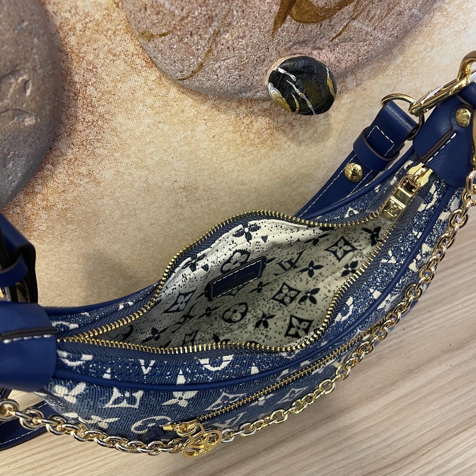 Replica Louis Vuitton Loop Baguette Handbag