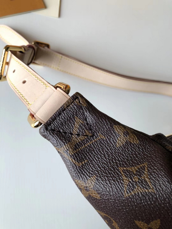 Replica Louis Vuitton Bumbag M43644