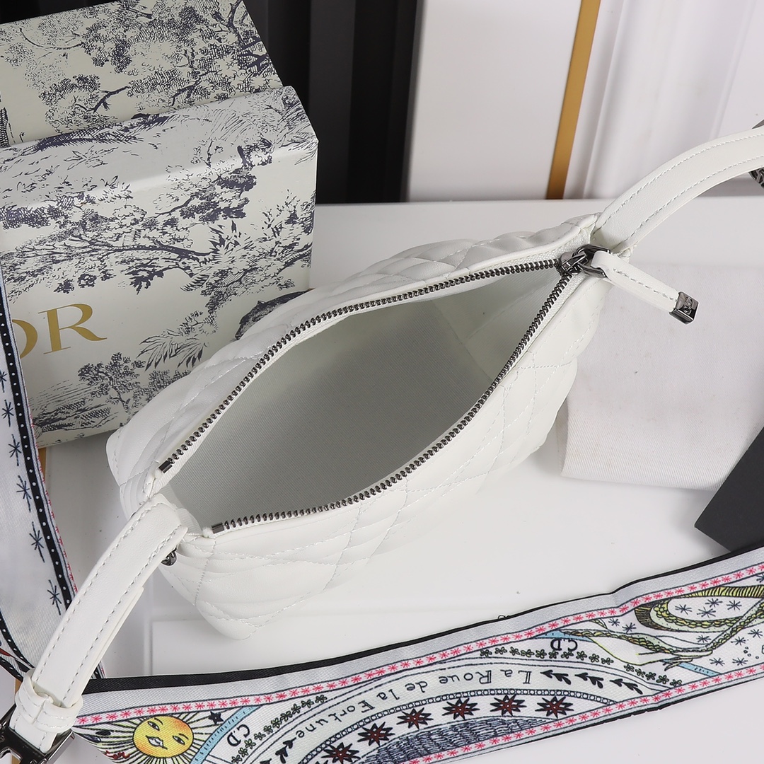 Replica Dior Small Drtravel Nomad Pouch