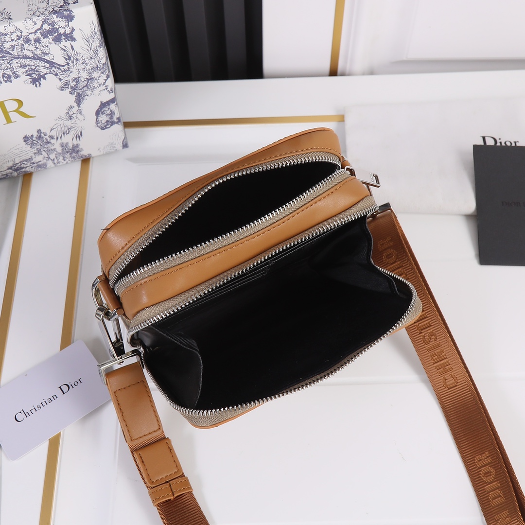 Replica Dior Messenger Pouch- Brown/Gray