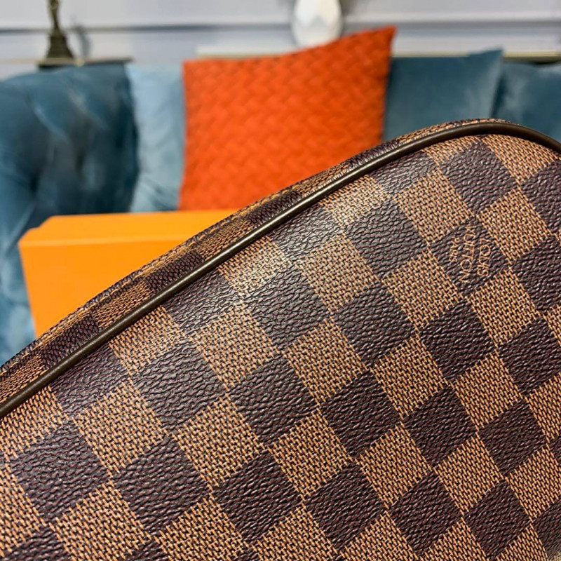 Replica Louis Vuitton Damier Ebene King Size Toiletry Bag N47527