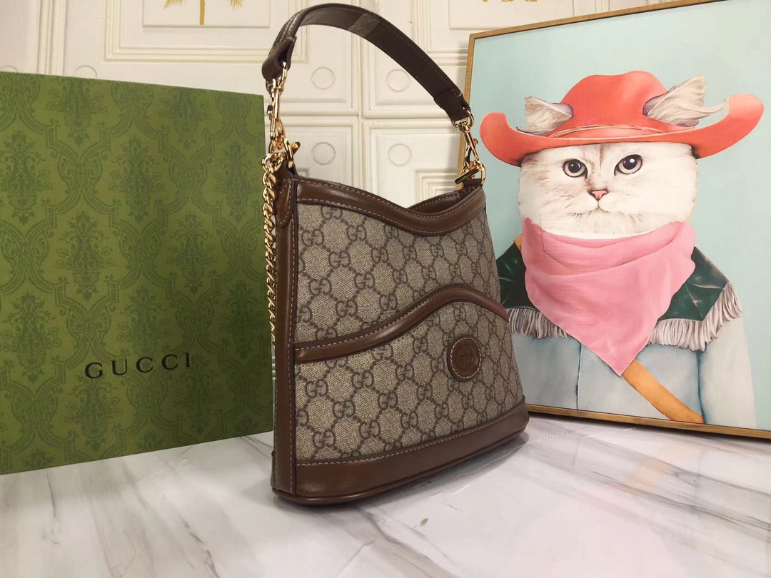 Replica Gucci Large Shoulder Bag With Interlocking G