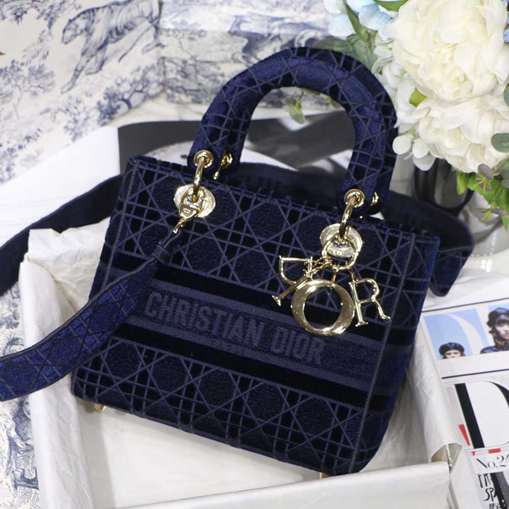 Replica Dior Aaa-D-Blue Velvet Medium Lady D-Lite Bag M8002/Embroidery