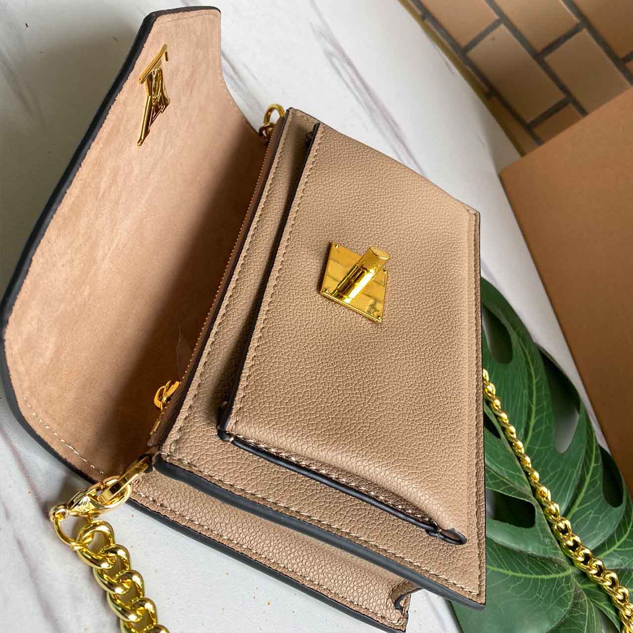 Replica Louis Vuitton Mylockme Chain Bag M56137 Beige/Navy/Pink