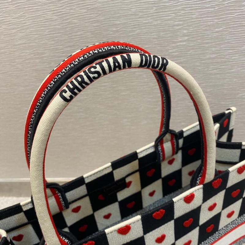 Replica Christian Dior Dioramour Book Tote D-Chess Heart Embroidery M1286