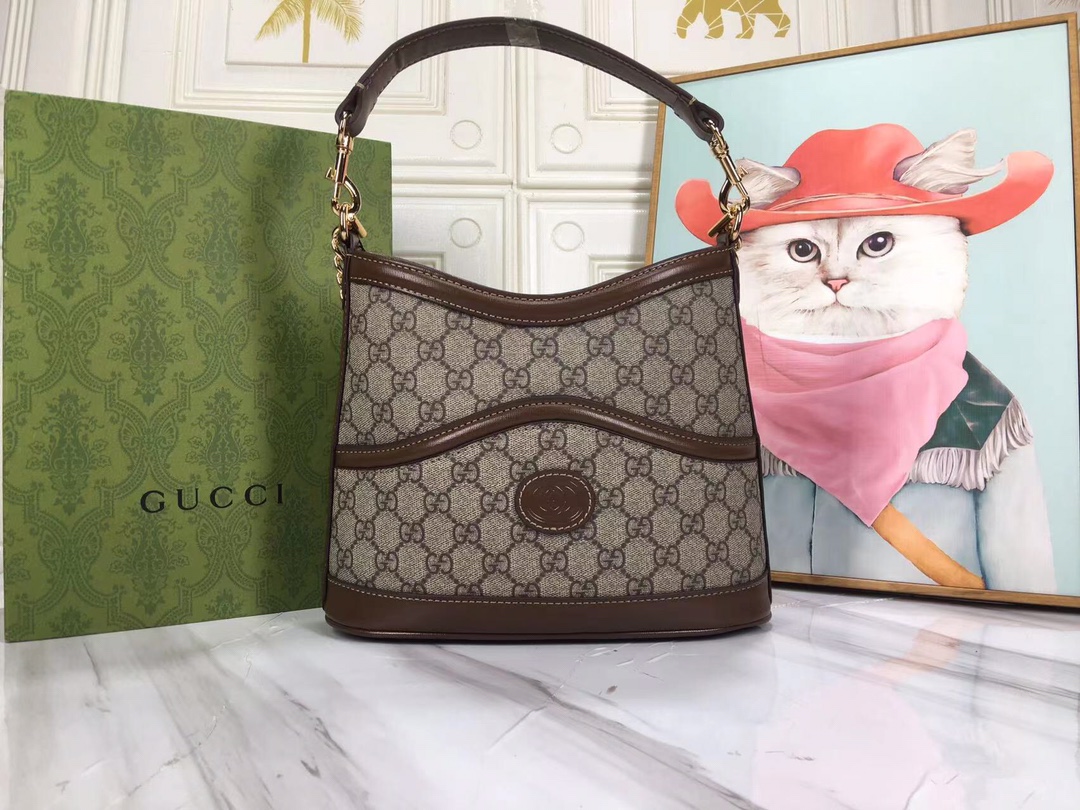Replica Gucci Large Shoulder Bag With Interlocking G