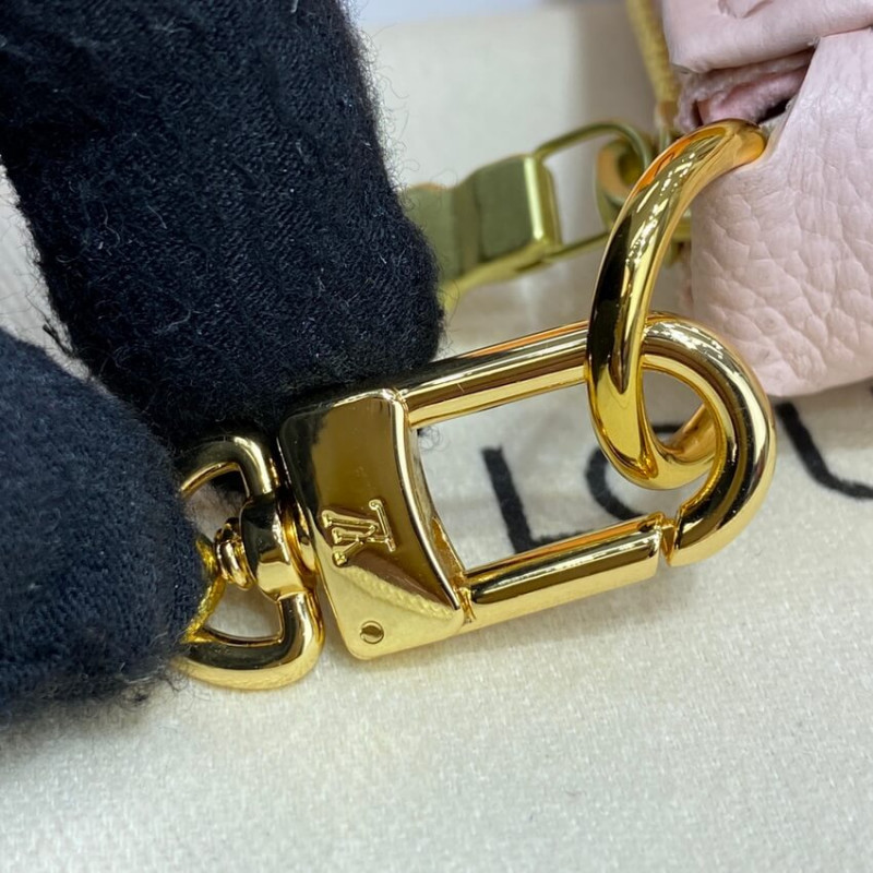 Replica Louis Vuitton Mini Pochette Accessoires M81140