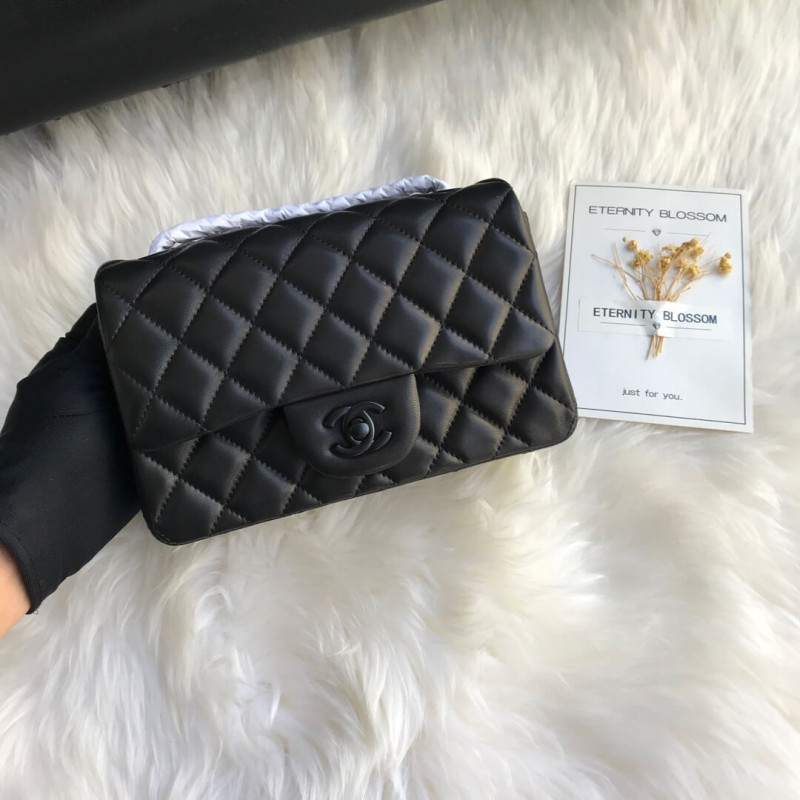 Replica Chanel Lambskin 20Cm Classic Flap Bag 1116 Black