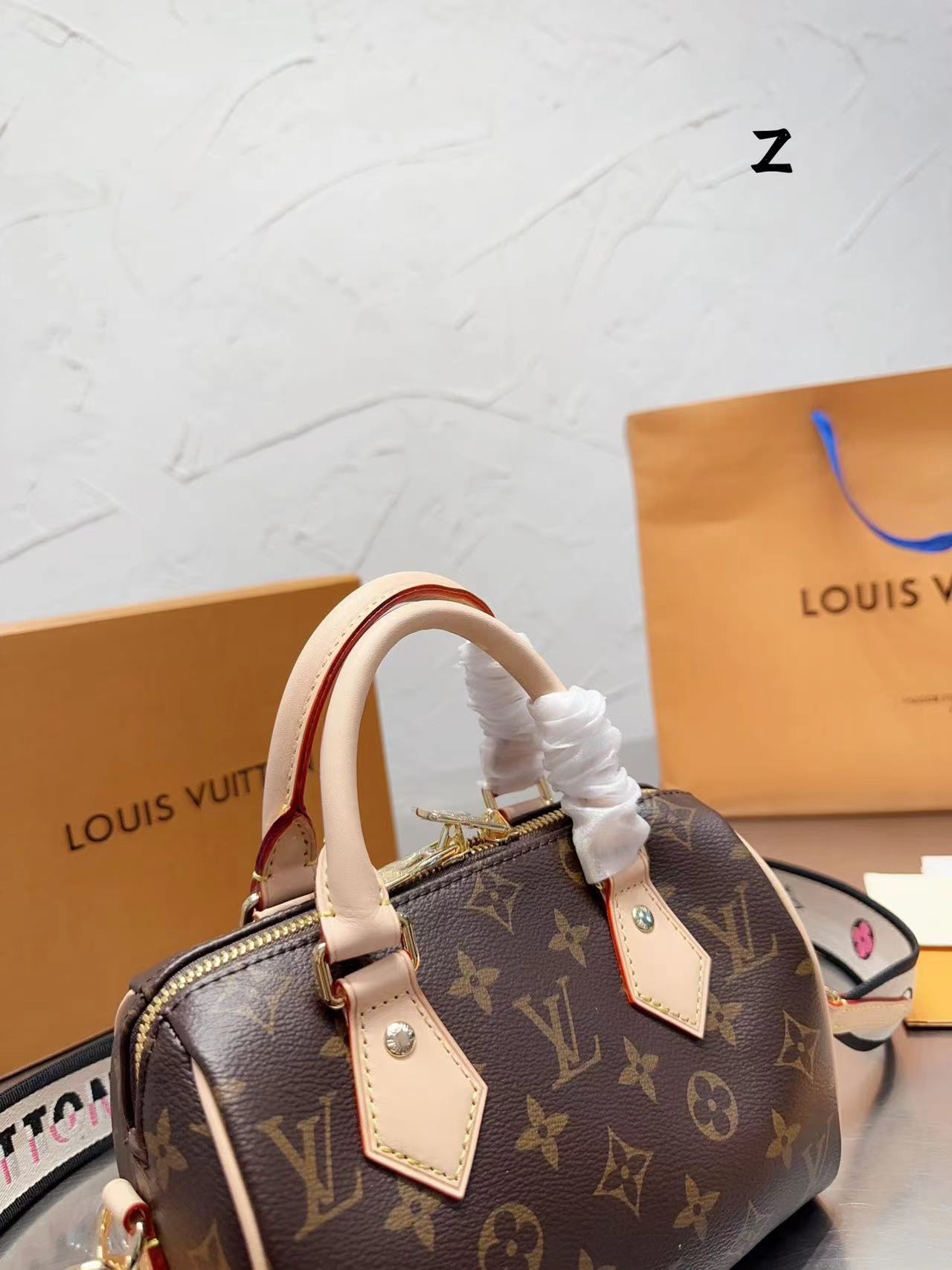 Replica Louis Vuitton Monogram Canvas Nano Speedy M81085