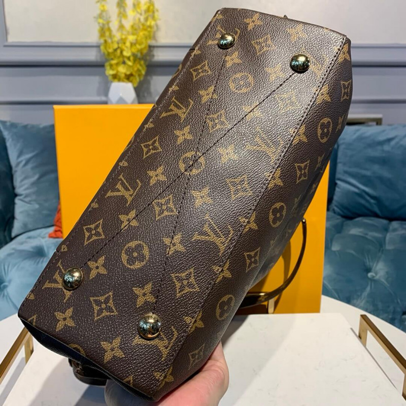 Replica Louis Vuitton Monogram Canvas Metis M40781