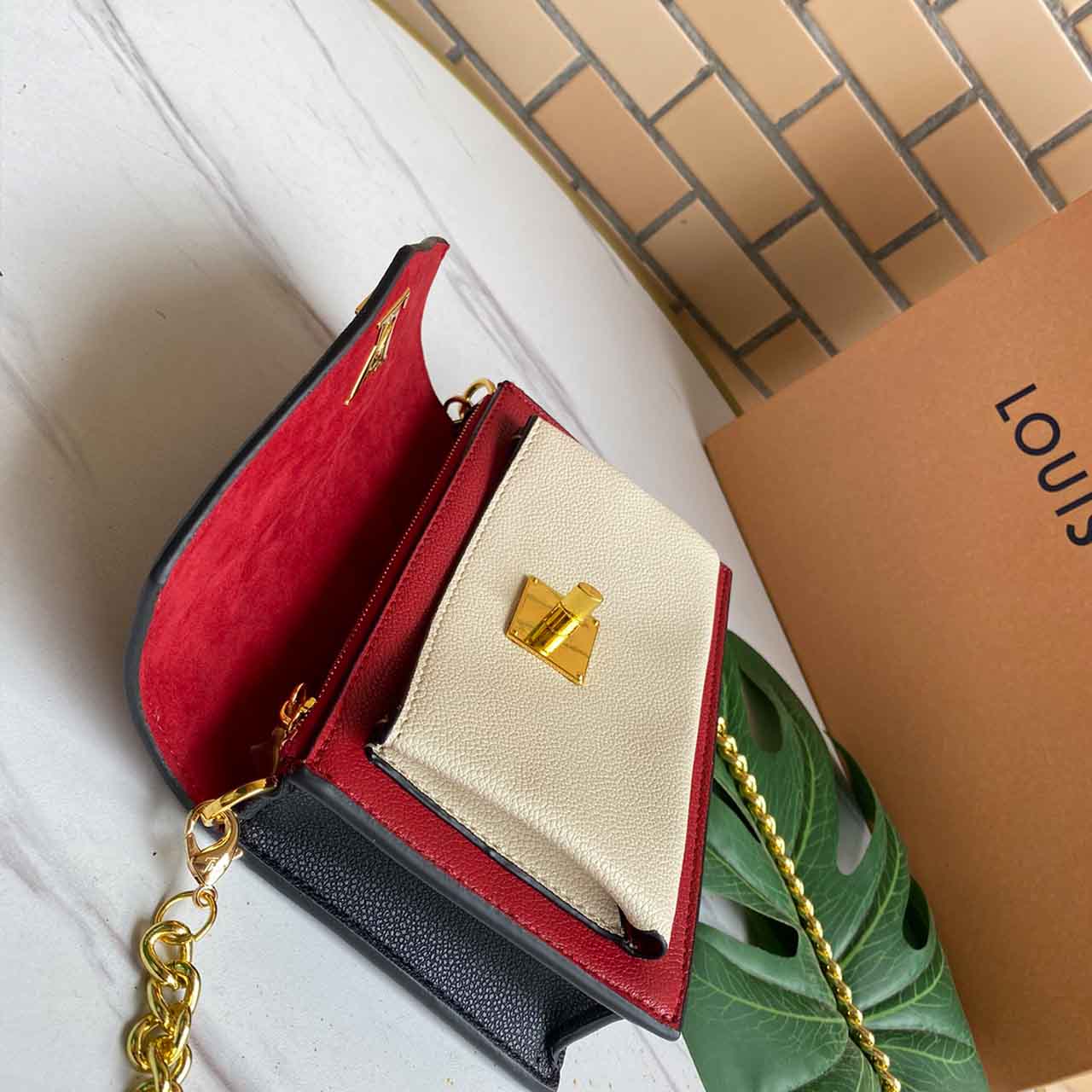 Replica Louis Vuitton Mylockme Chain Bag M56641 Red/Pink White