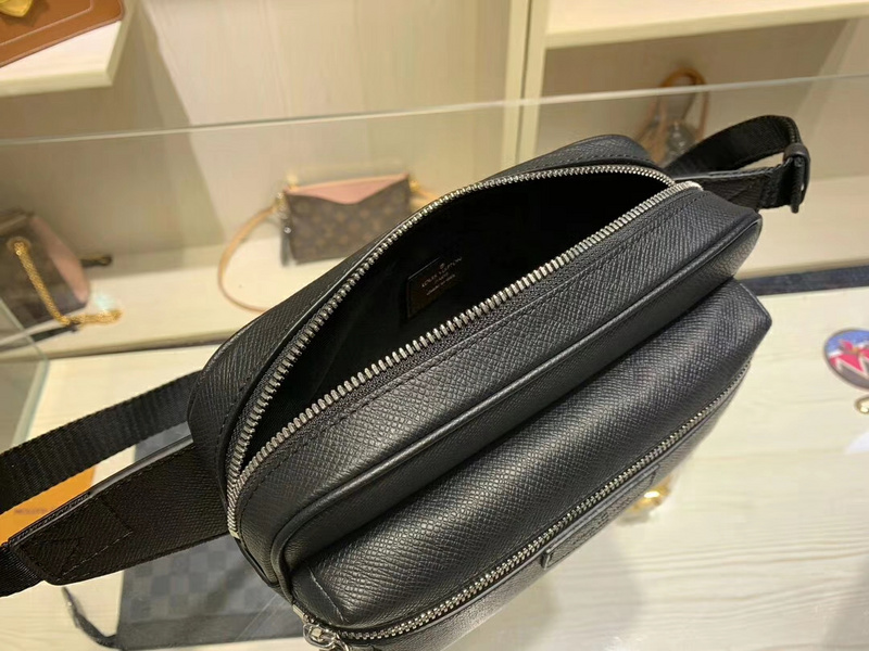 Replica Louis Vuitton Outdoor Bumbag M33438
