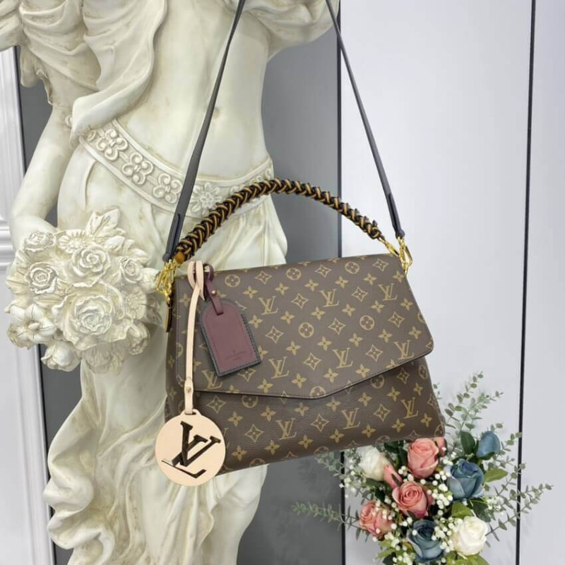 Replica Louis Vuitton Monogram Beauborg Mm M43953