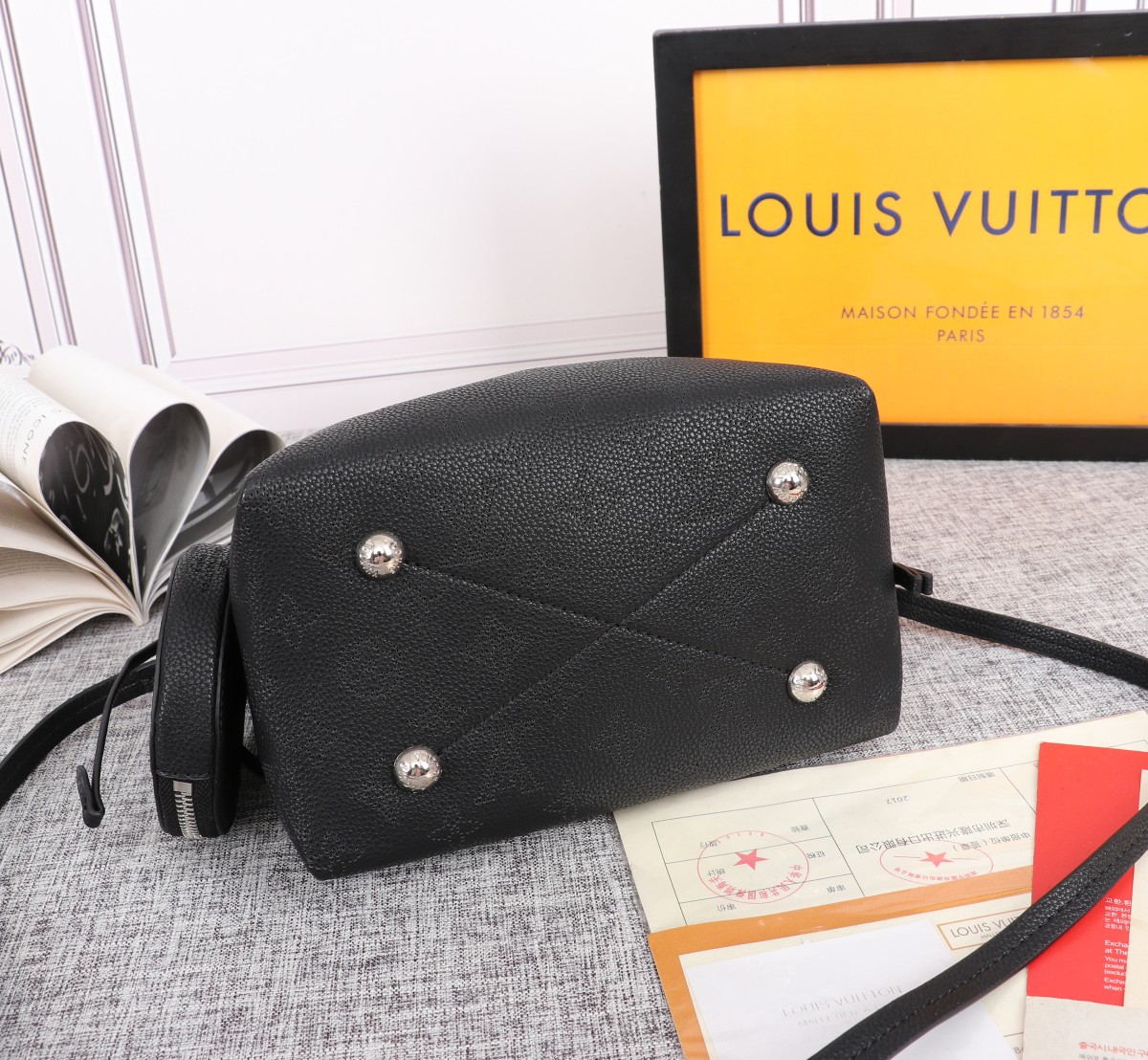 Replica Louis Vuitton Bella Bucket Bag Black/Pink/Grey