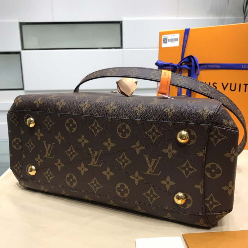 Replica Louis Vuitton Monogram Canvas Montaigne Mm M41056