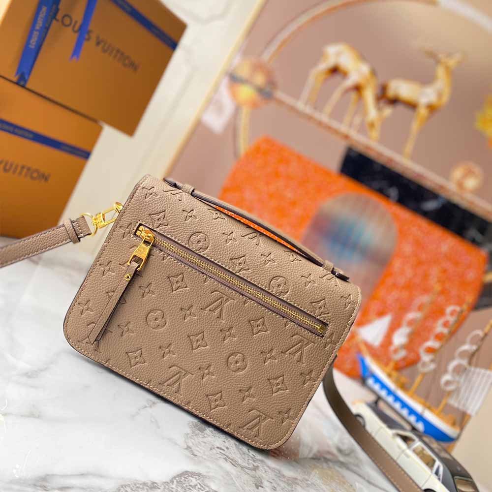 Replica Louis Vuitton Pochette Metis M41487- 8 Styles