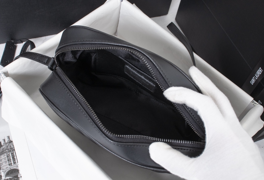 Replica Ysl Lou Camera Bag In Quilted Leather- Black/Silver